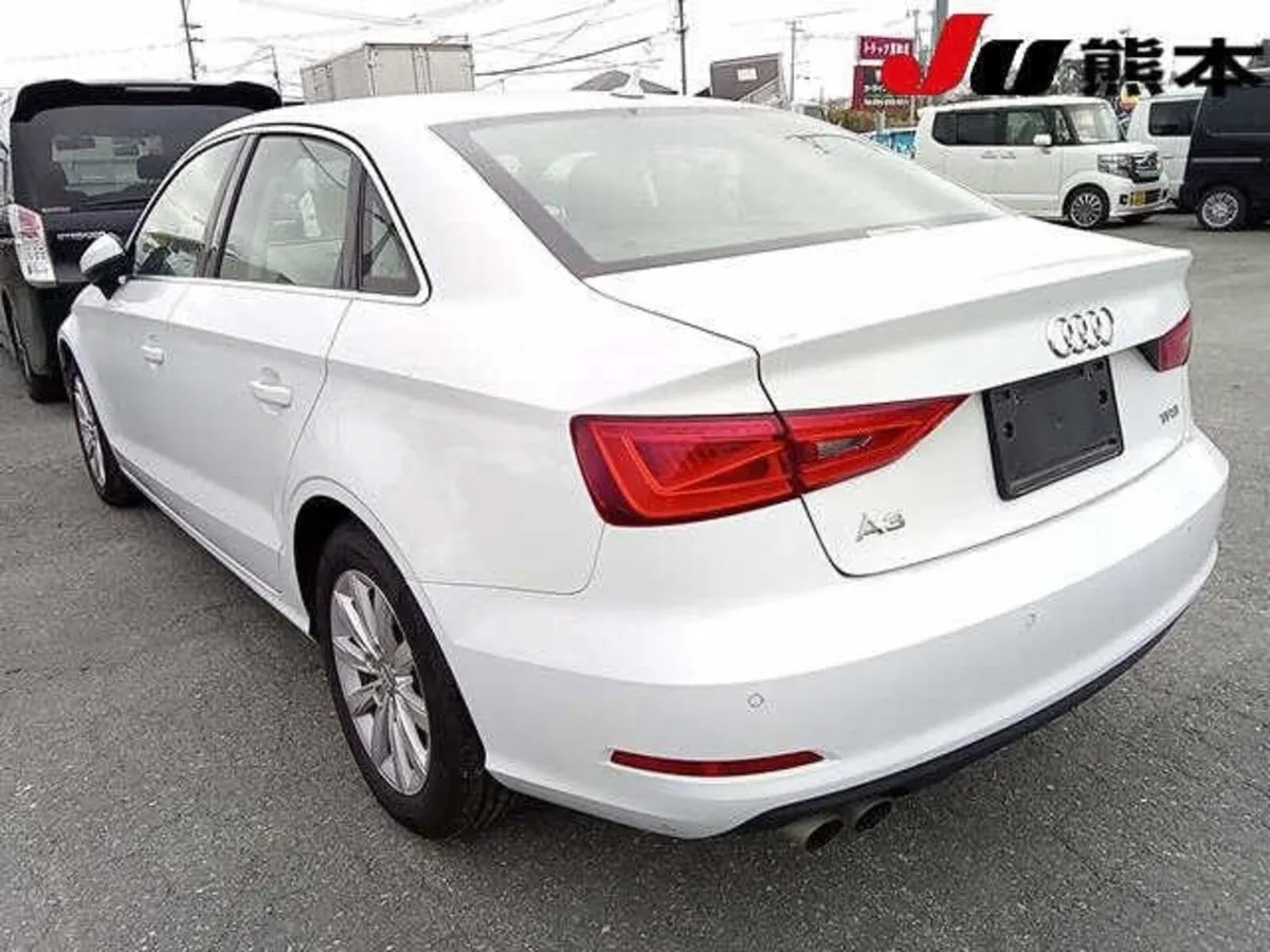 AUDI A3 Sedan 2016 PETROL 1.4L - Image 2