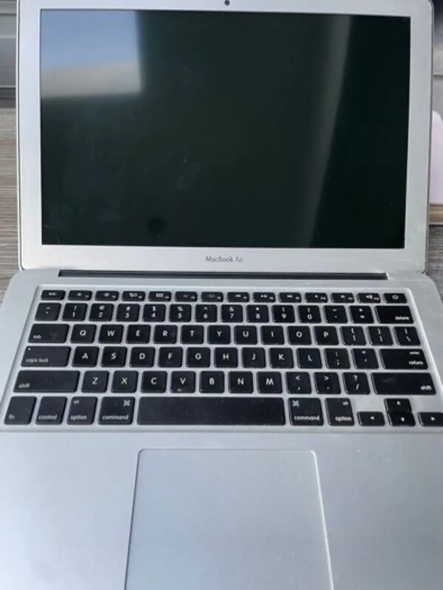MacBook Air (2017)