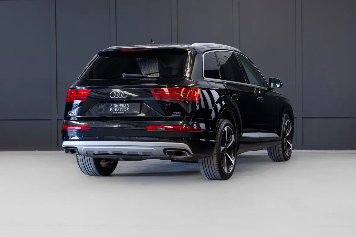 162 Audi Q7 3.0TDI Quattro 5 Seat N1 Crewcab - Image 3