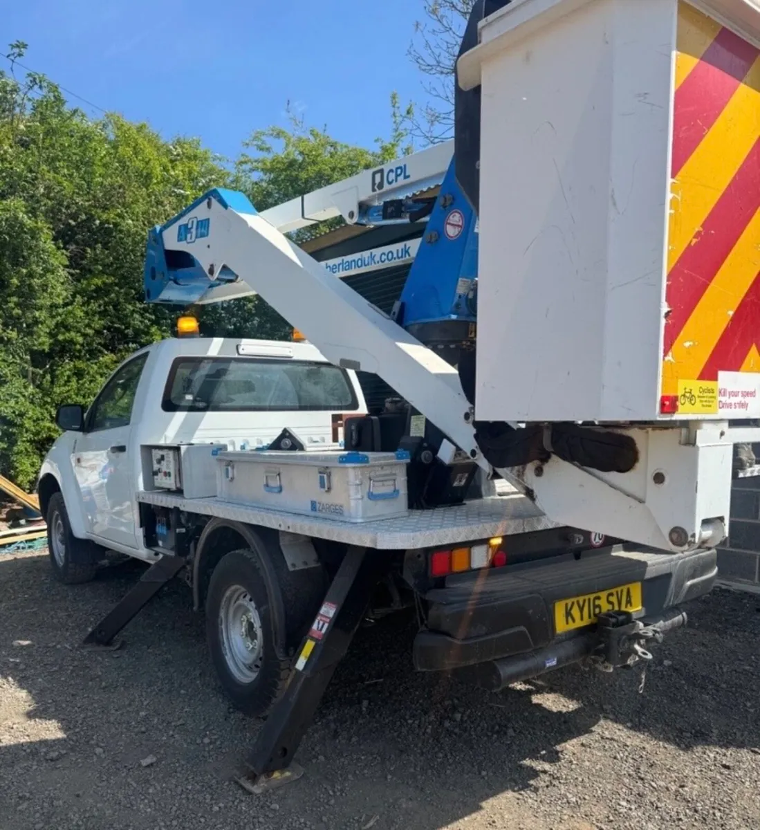 Isuzu D Max Cherry picker CLA A314 lift - Image 2