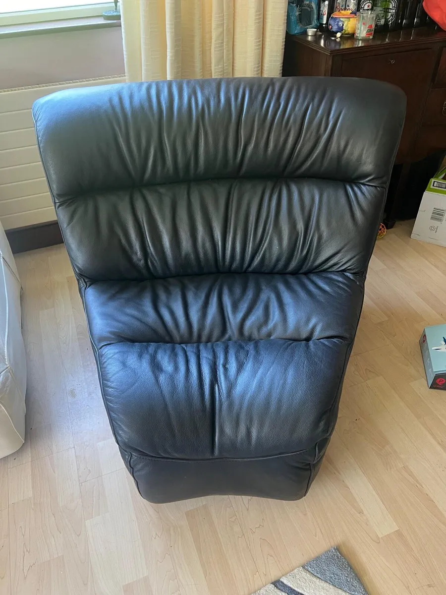 Suit of furniture - Image 4