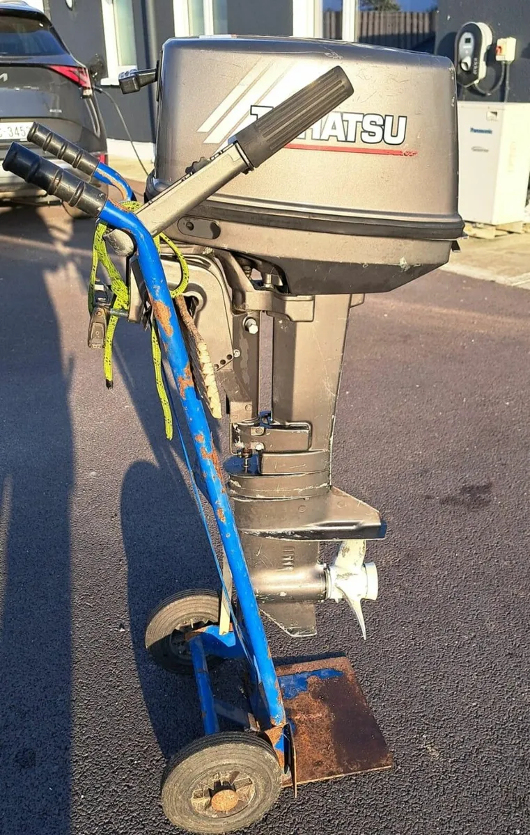Outboard motors 9.8hp - Image 1
