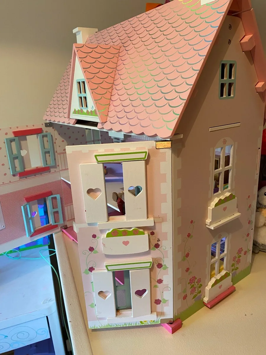 Dolls house - Image 2
