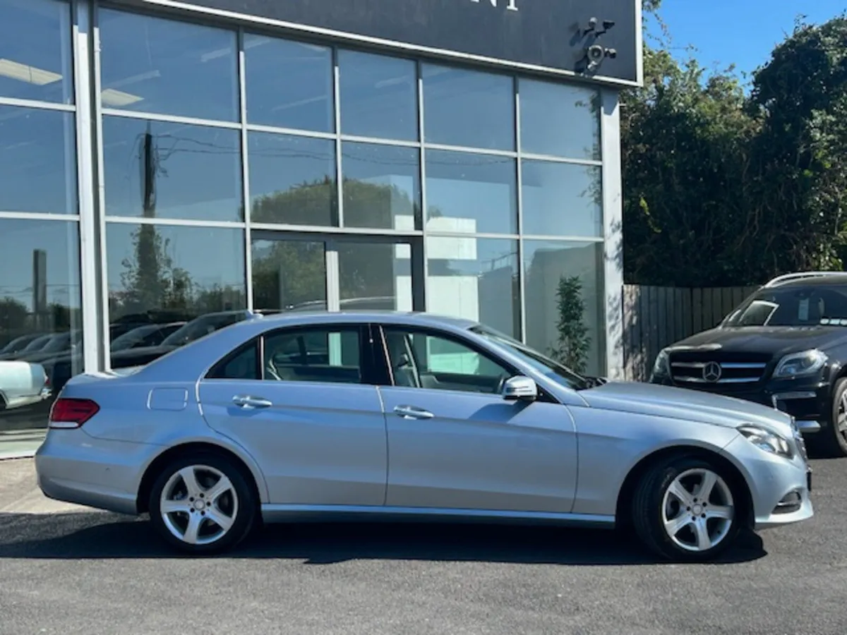 Mercedes-Benz E200 CDI Blue Efficiency Automatic - Image 3