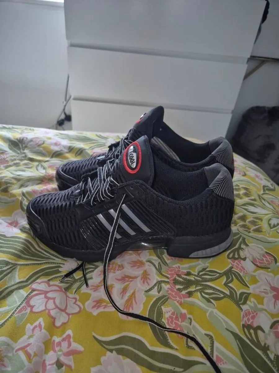 adidas size 10 - Image 1