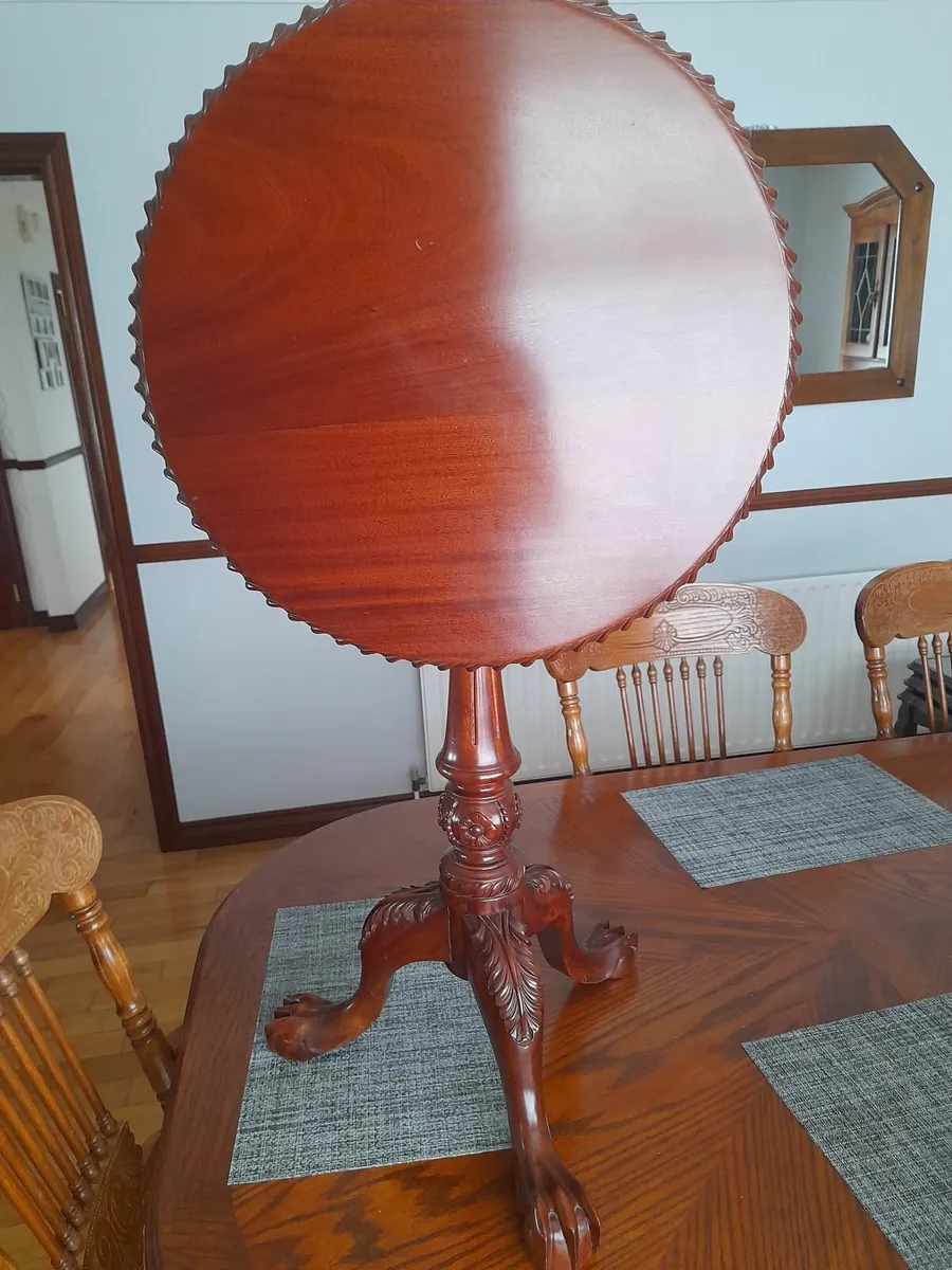 Occasional table - Image 2