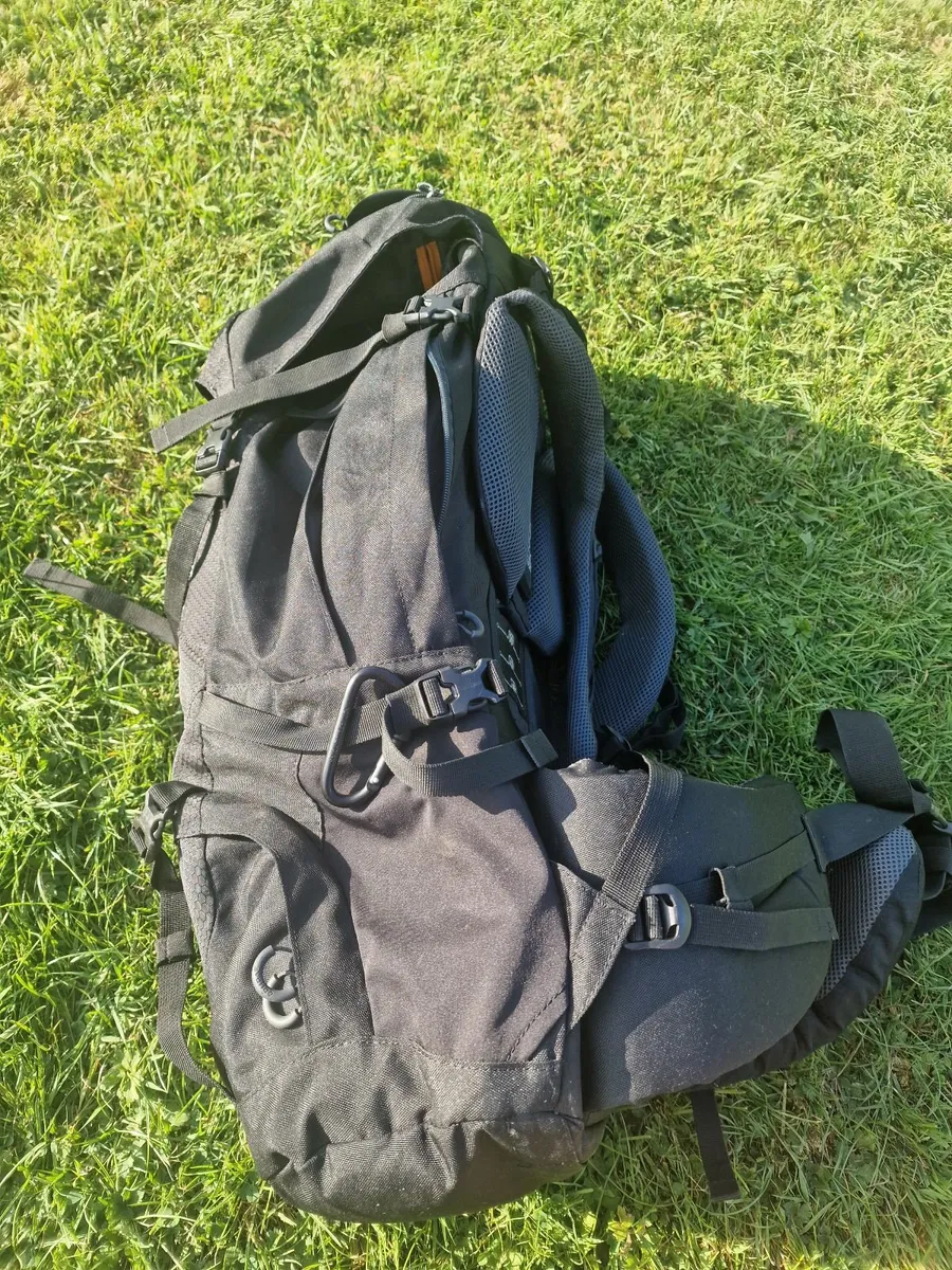 Good Vango backpack 50 litres+10s - Image 2
