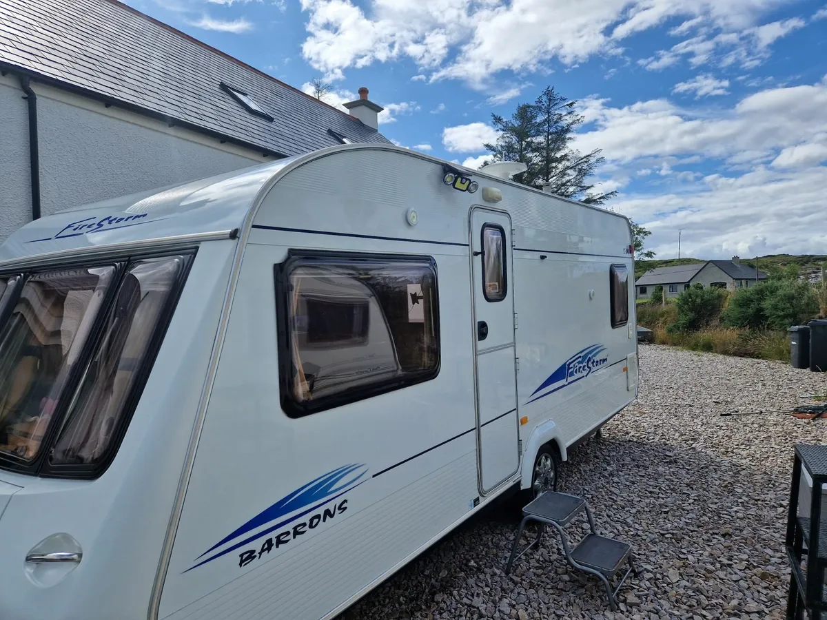 ELDDIS FIRESTORM 534 CARAVAN – FIXED BED - Image 4