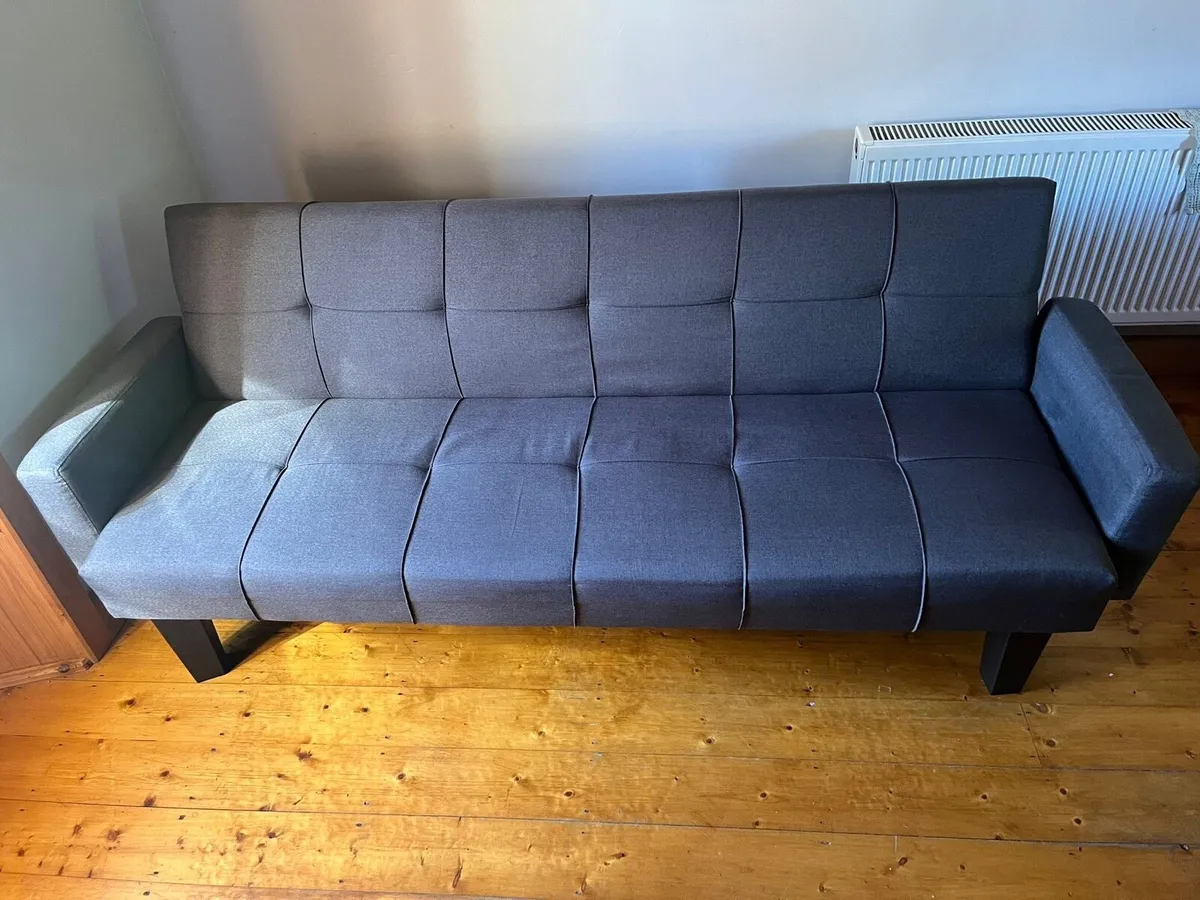 Couch - Image 4