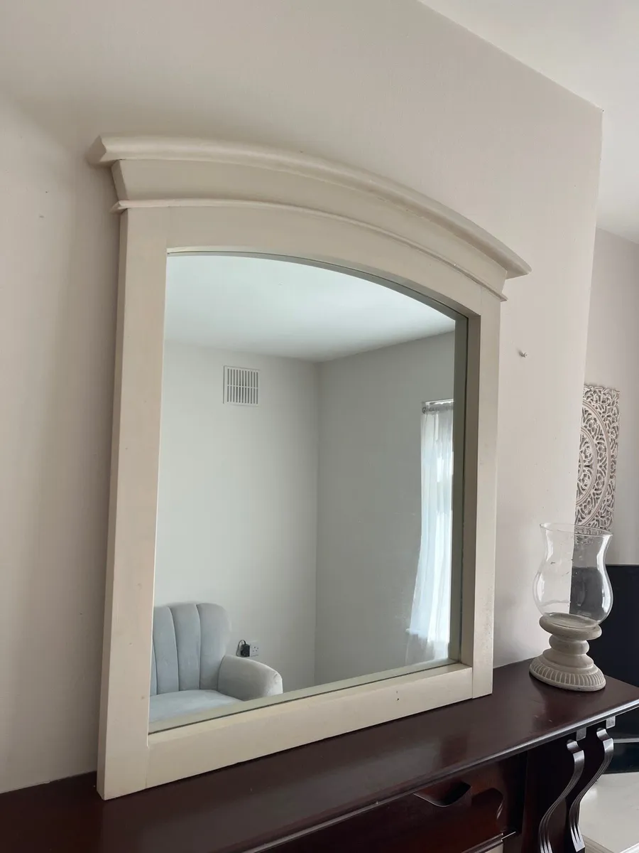 Hand painted mirror - Image 1