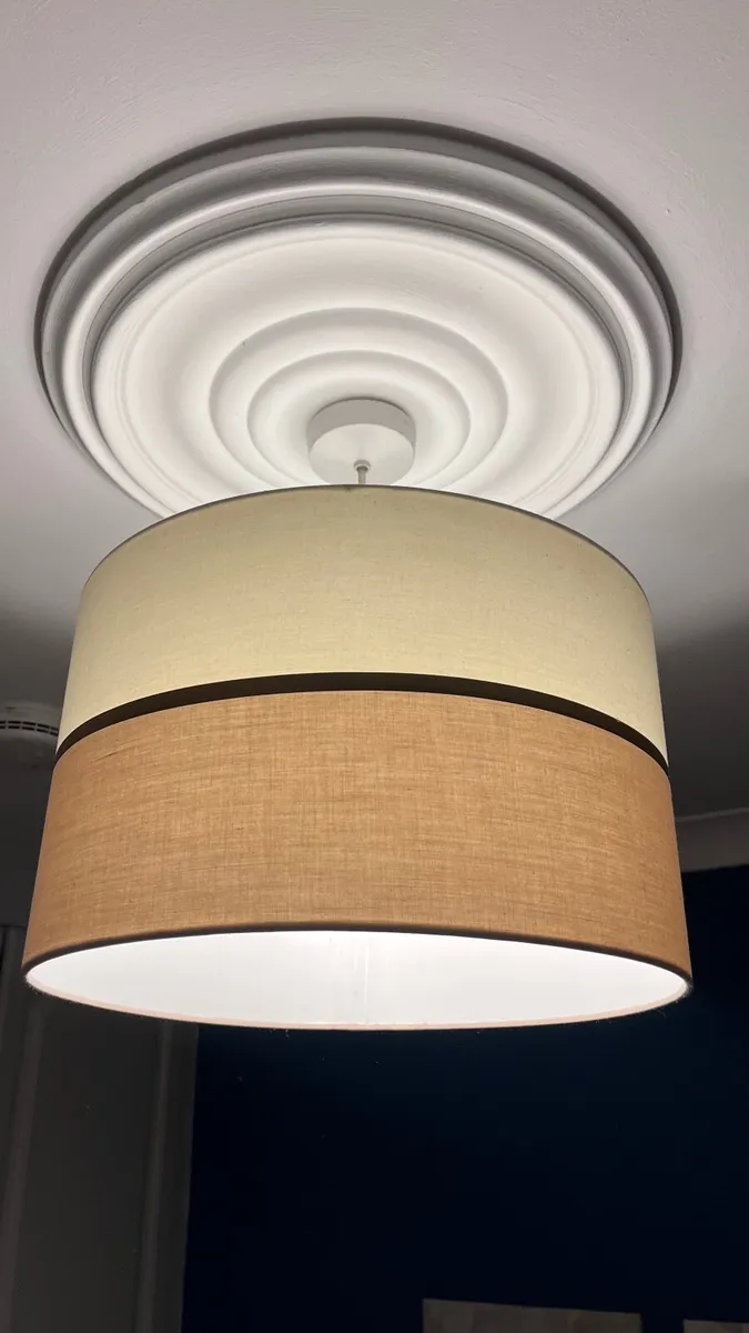 Stylish Lampshades - like NEW - Image 2