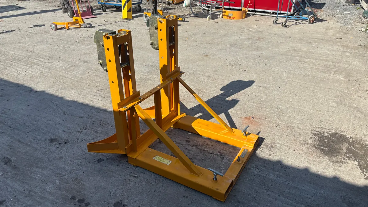 Double barrel lifter to suit forklift - Image 4