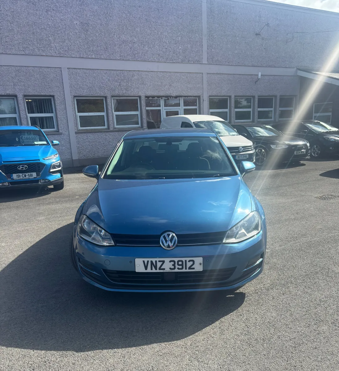 2015 Volkswagen Golf Match 2.0 TDI - Image 2