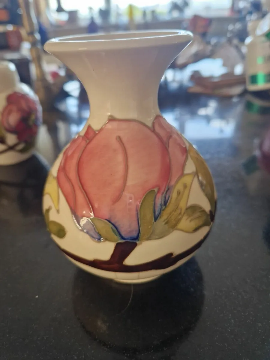 Moorcroft vase - Image 1
