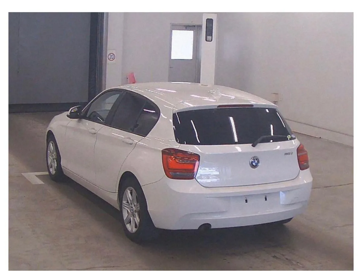 BMW 1 Series 2011 petrol white - Image 3