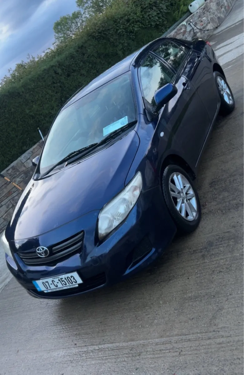 2007 Toyota Corolla - Image 1