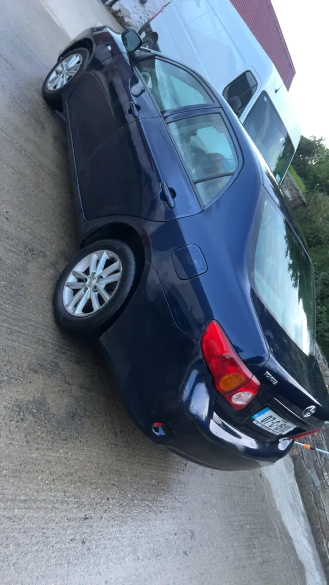 2007 Toyota Corolla - Image 3