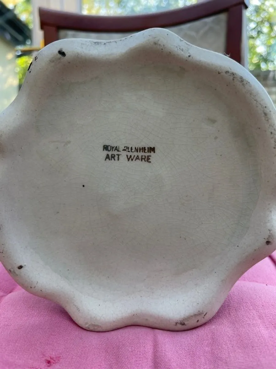 Antique Urn-Vase - Image 3