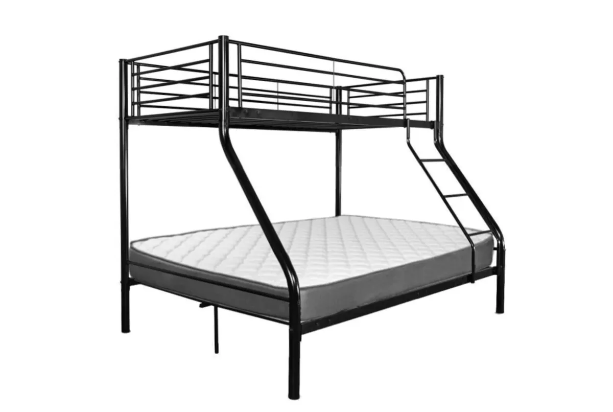 Durable Triple Bunk Bed with Double Bottom for Roo - Image 3