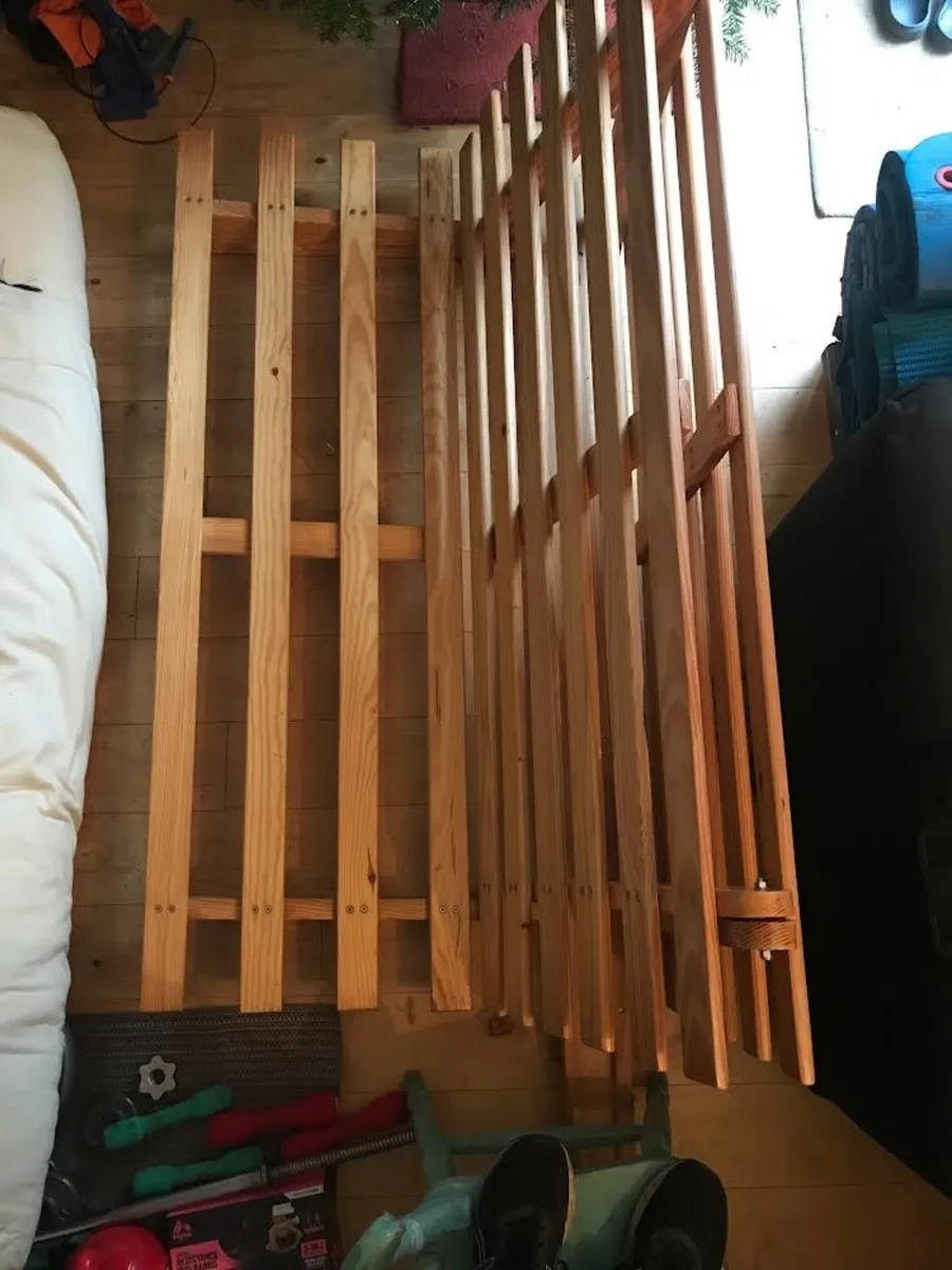 Futon / couch - Image 3