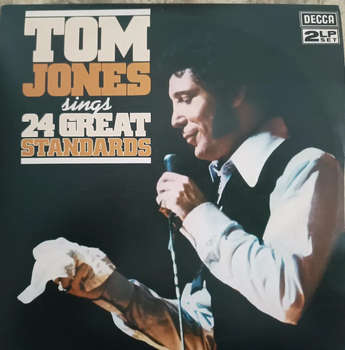 Tom Jones 2LP Vynil Set - Image 1