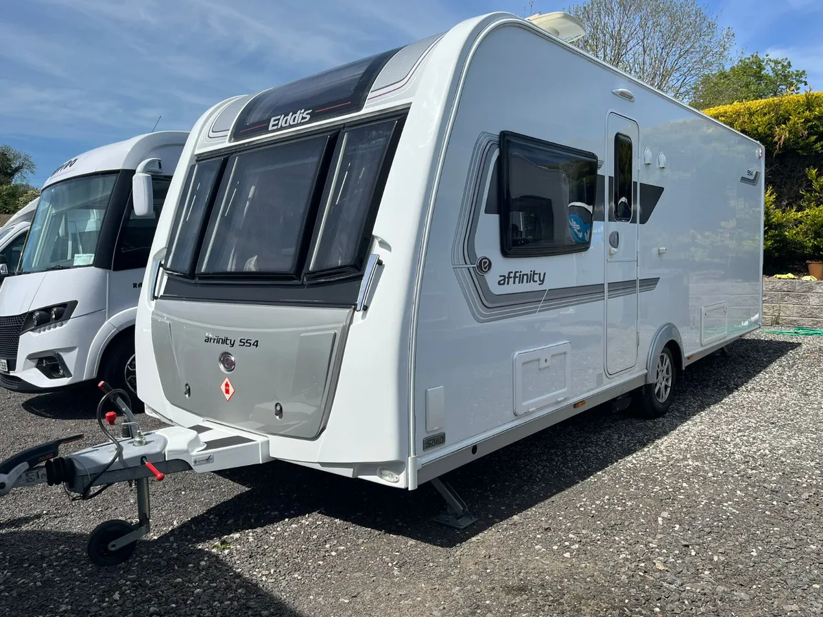 Caravan - Image 1