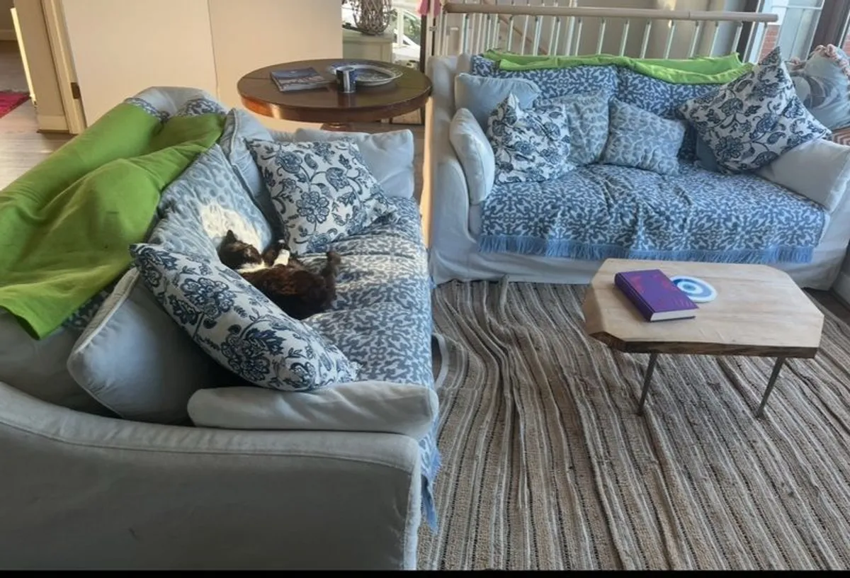 Farlov sofas x 2 - Image 2