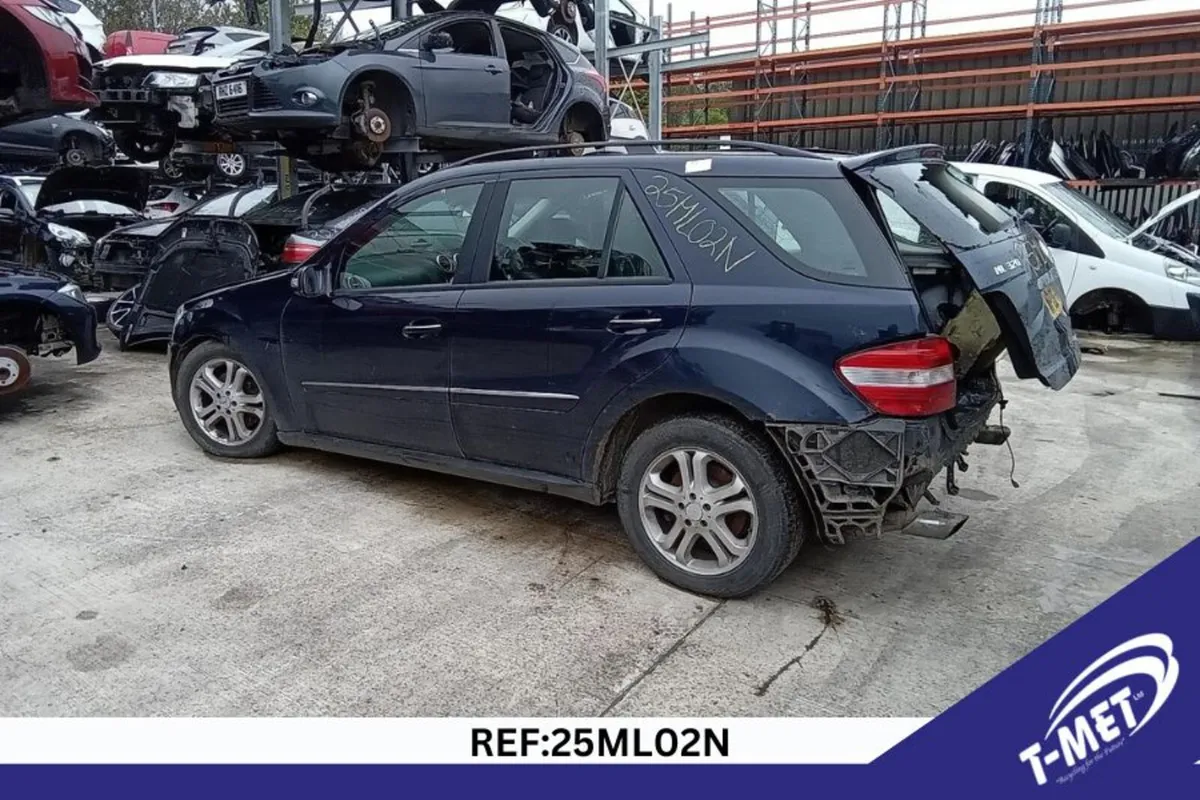 2006 MERCEDES ML BREAKING FOR PARTS - Image 4