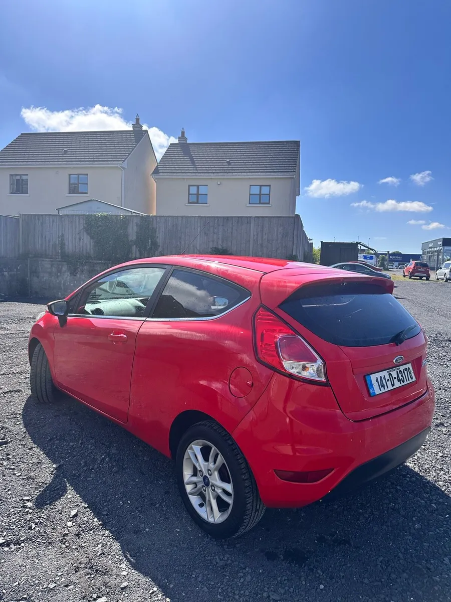 Ford Fiesta - Image 4