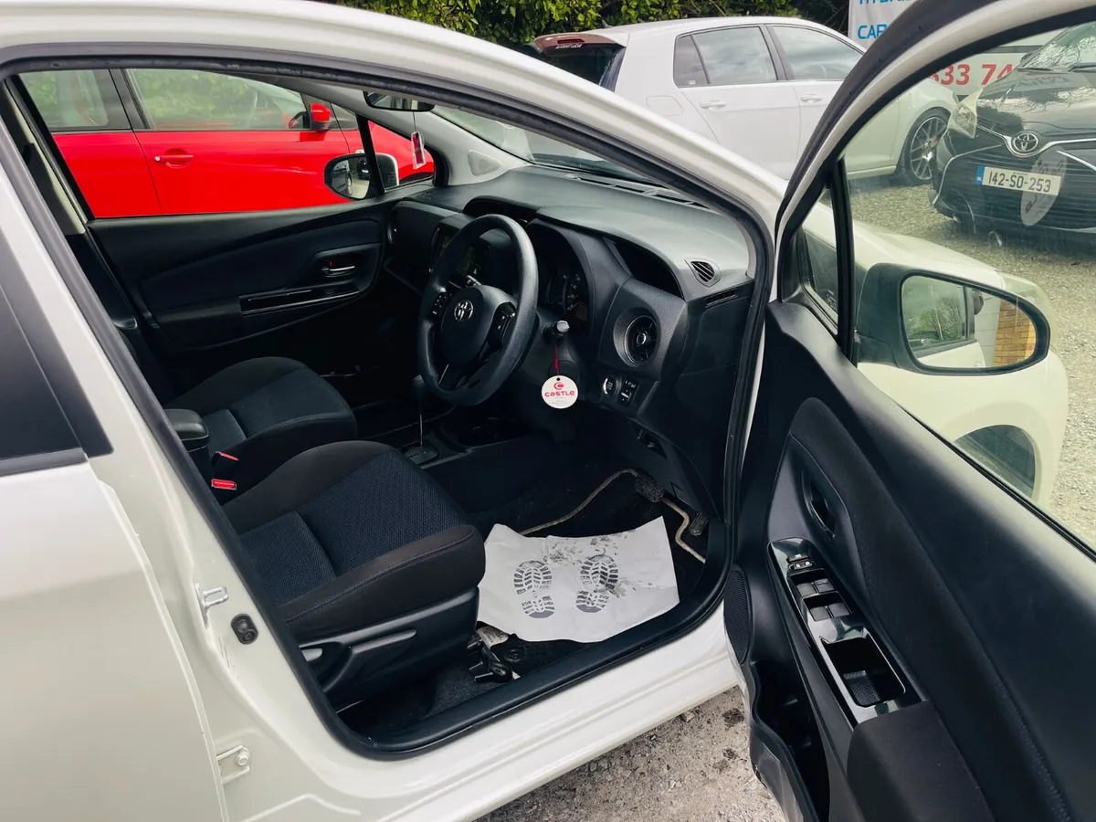 Toyota Vitz 2016 53K Miles Push start immobiliser - Image 4