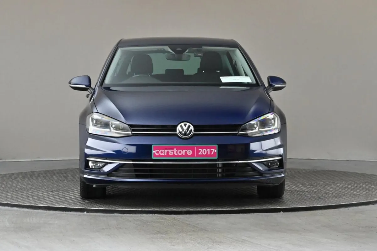 Volkswagen Golf 1.2 TSI DSG Mk7.5 Comfortline  re - Image 2