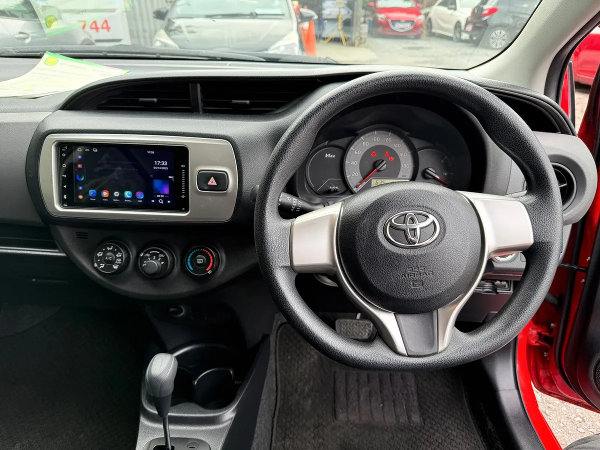 Toyota Vitz 2015 35K Miles Push start immobiliser - Image 4