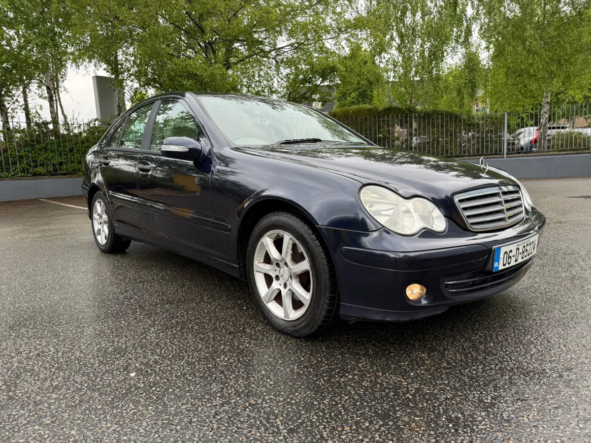 Mercedes-Benz C-Class 2006 - Image 1
