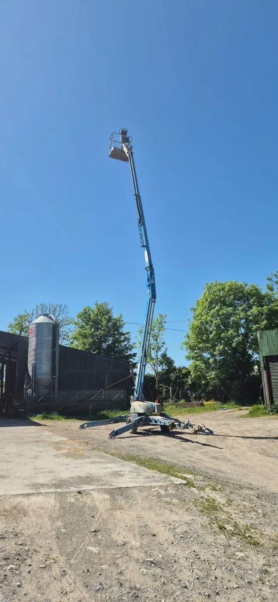 Cherry picker - Image 4