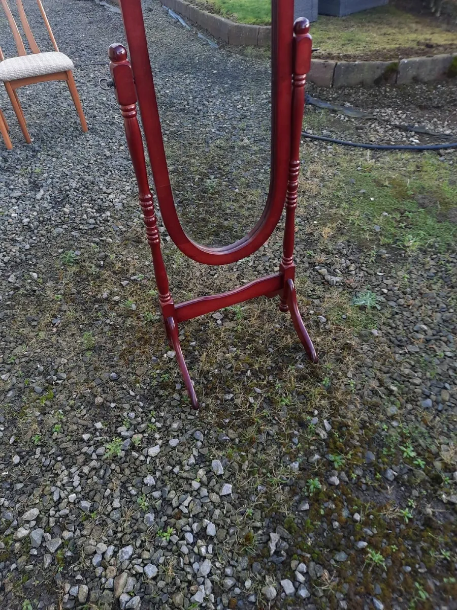 Cheval mirror - Image 1