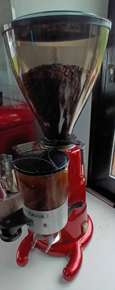 Coffee Machine and Grinder - Image 1