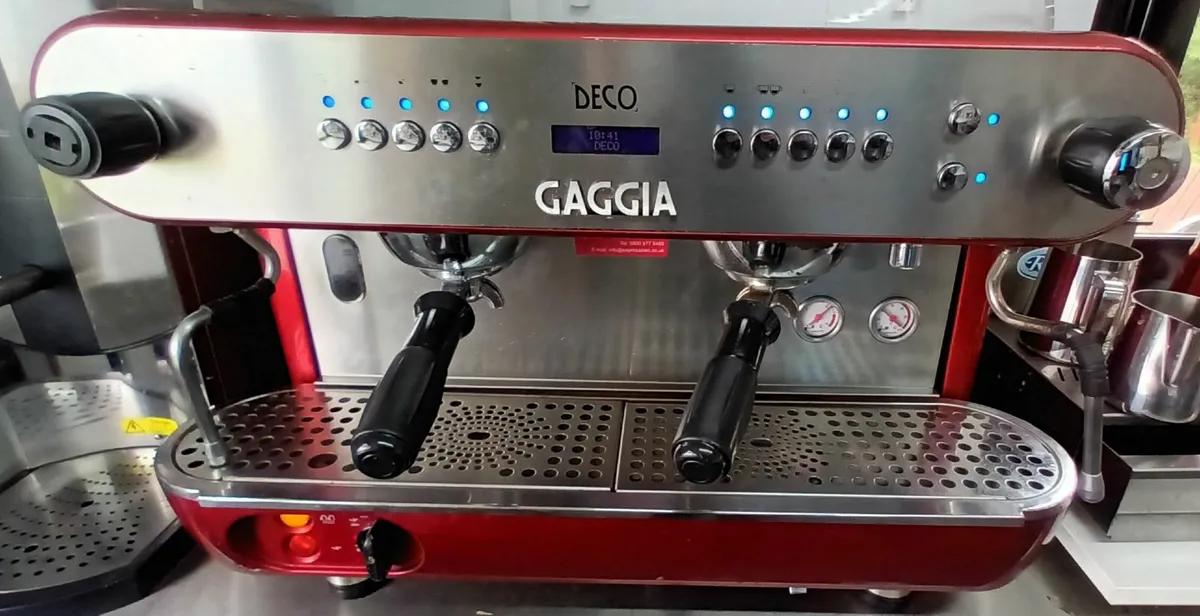 Coffee Machine and Grinder - Image 4