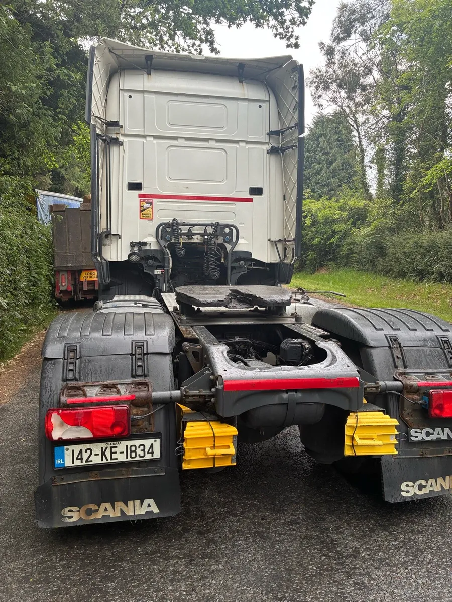 Truck - Image 4