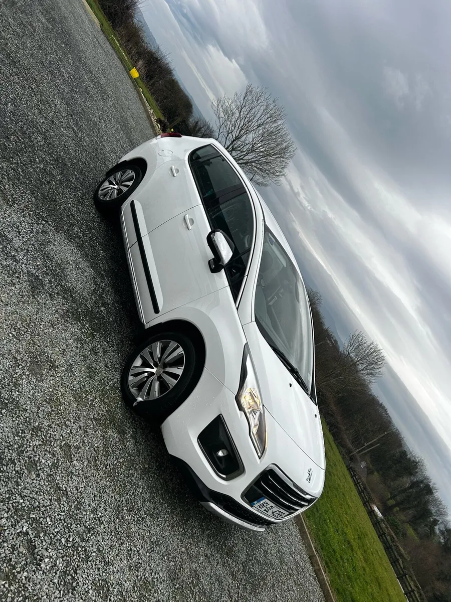 Peugeot 3008 - Image 2