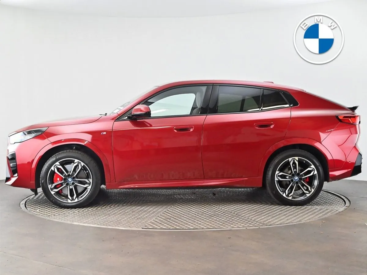 BMW iX2 Xdrive30 M Sport - Image 3