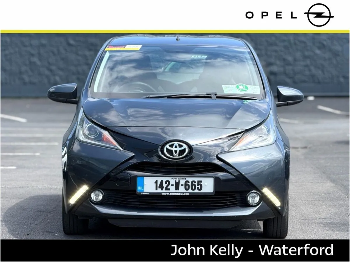 Toyota AYGO 1.0 Vvt-i X-play - Image 2