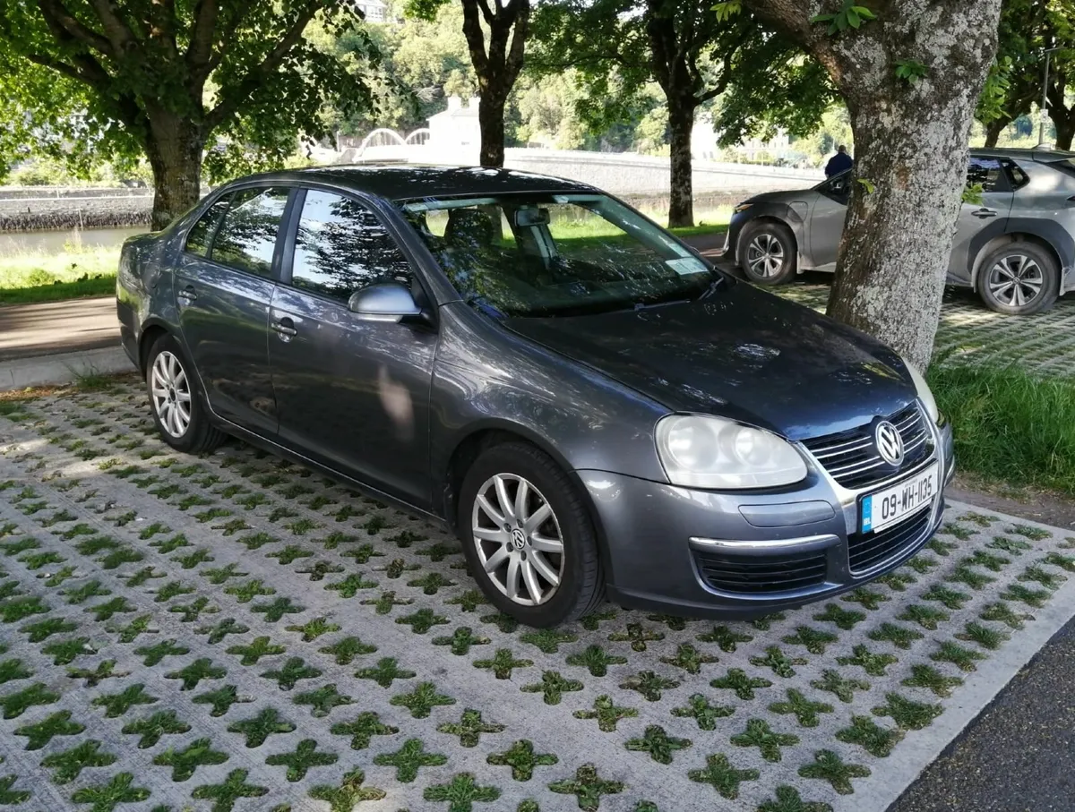 Volkswagen Jetta - '09 - Image 1