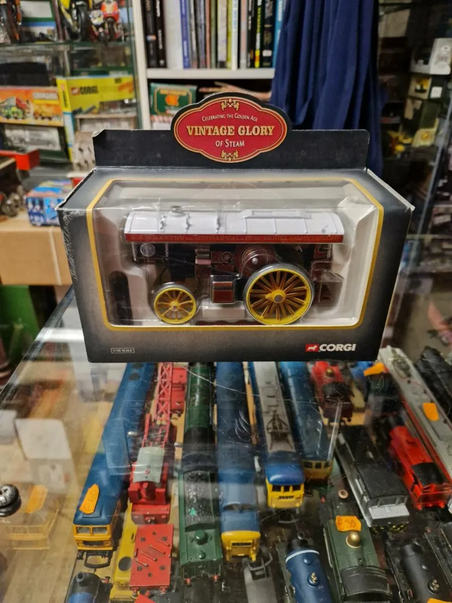 Corgi Steam Traction Fair Ground Circus Engine - Image 1