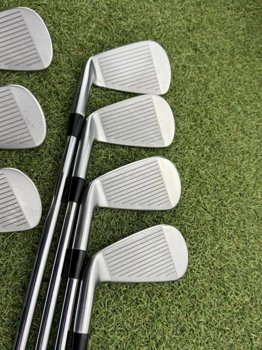 MIZUNO 921 TOUR / FORGED IRONS / 4-PW / STIFF - Image 4