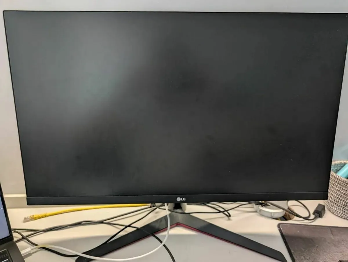 LG UltraGear Full HD 27" IPS LCD Gaming Monitor - Image 1