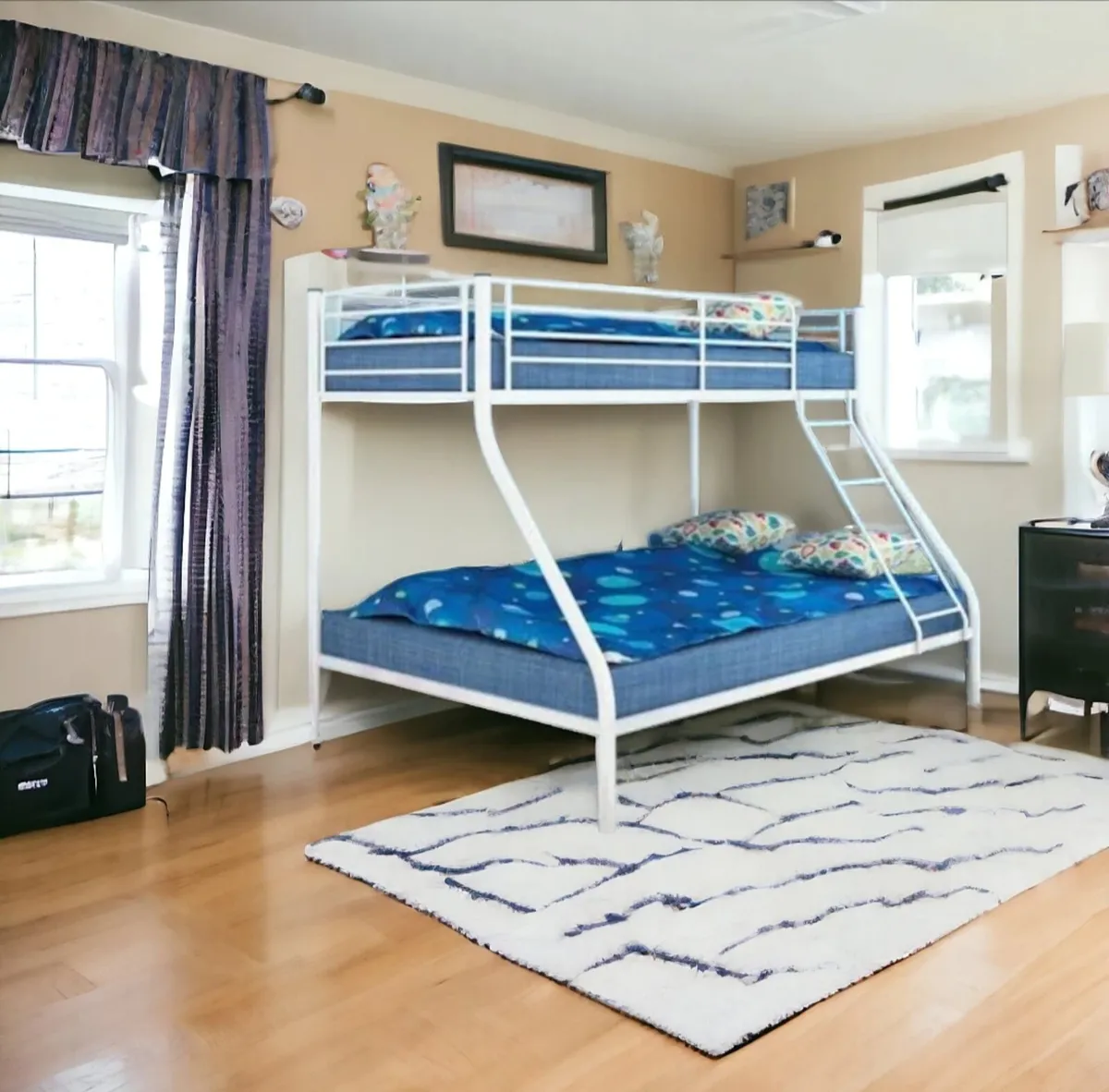 Modern Triple Bunk Bed – Stylish, Space-Efficient - Image 1
