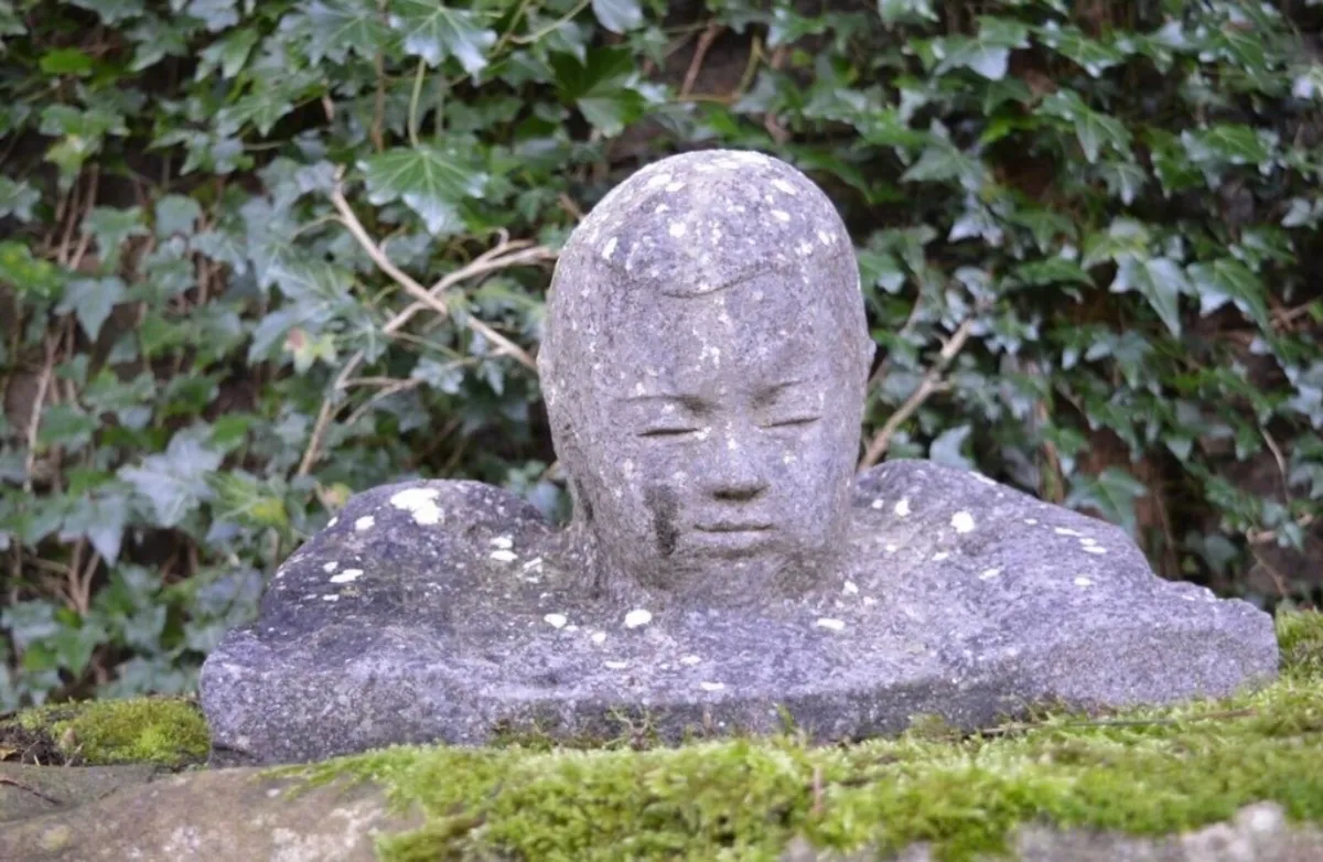 19th Century Limestone Bust Garden Sculpture - Image 1