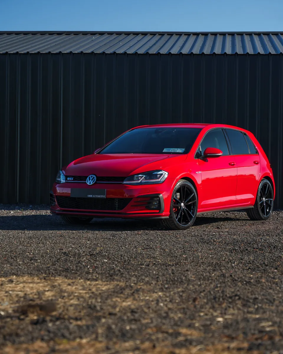 Volkswagen Mk 7.5 Golf GTi - Image 4
