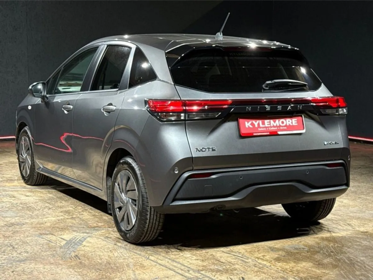Nissan NOTE 1.2 Hybrid Automatic - Medalist Editi - Image 3