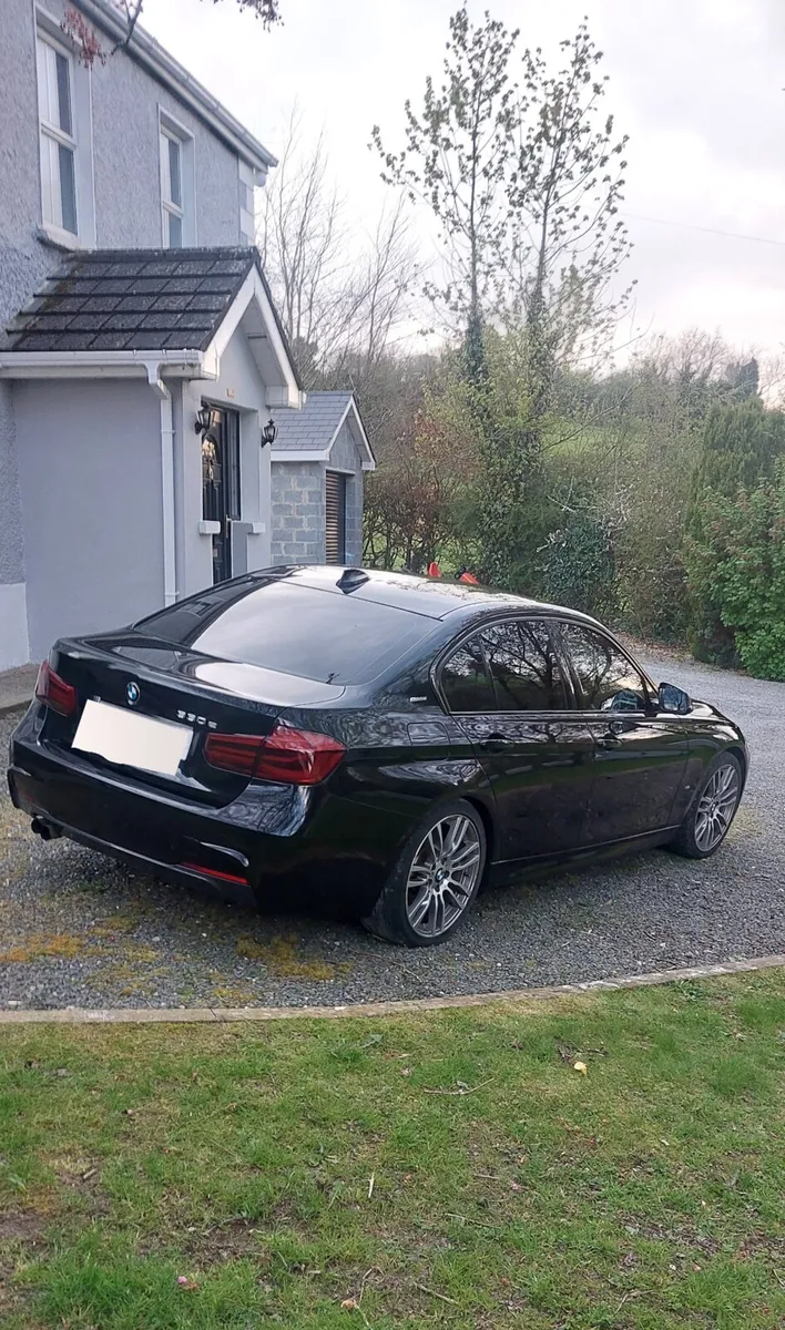 Car - Image 4